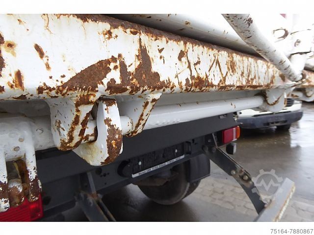 Wywrotka trójstronna Mercedes-Benz 2646 K