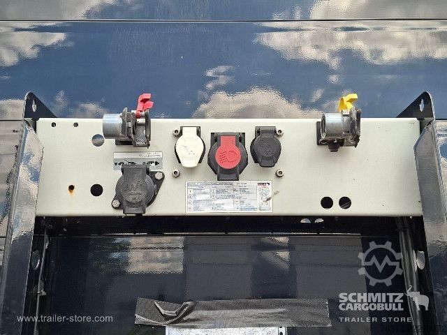 Semirremolque abierto con toldo Schmitz Cargobull Curtainsider Standard Getränke