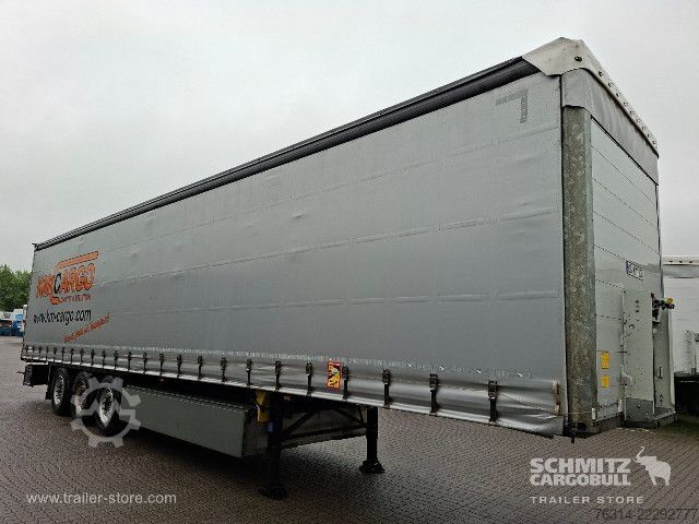 Semirremolque abierto con toldo Schmitz Cargobull Curtainsider Standard Getränke