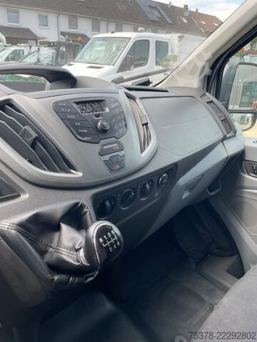 Gardinsidad skåpbil Ford Transit Kipper aus 1.Hand+Klima+AHK+EU5