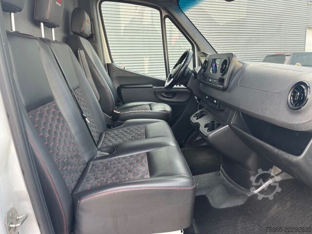 Bestelwagen Mercedes-Benz Sprinter 319 1.9 CDI / L4 H3 / RWD / / Leder / ...