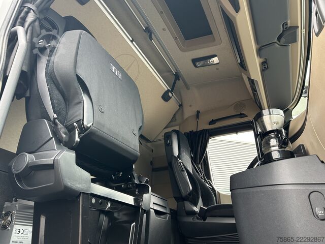 Standaard-SZM Mercedes-Benz Actros 1842 Streamspace / 605 dkm / Tacho V2 / ...