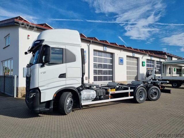 Kabinli şasi Iveco S-Way AS260S46 6x2 BDF-Wechsler Intarder 2x vorh