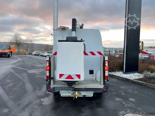 Podnośnik koszowy na samochodzie ciężarowym Renault Master 2.3 dCi / KLUBB K26, 12m