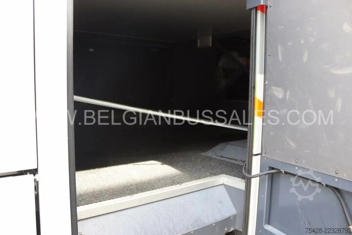 De dos pisos VDL Futura FDD2 141/510 / TDX27 Astromega / S 531 D...
