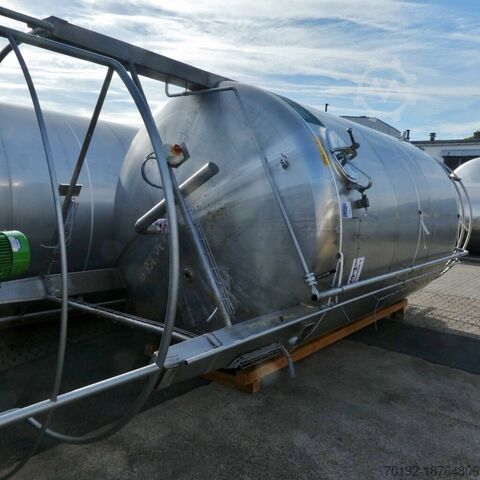 Zbiornik o pojemności 20000 litrów wykonany z V2A (ciężar właściwy do 1,37 KG/L)  