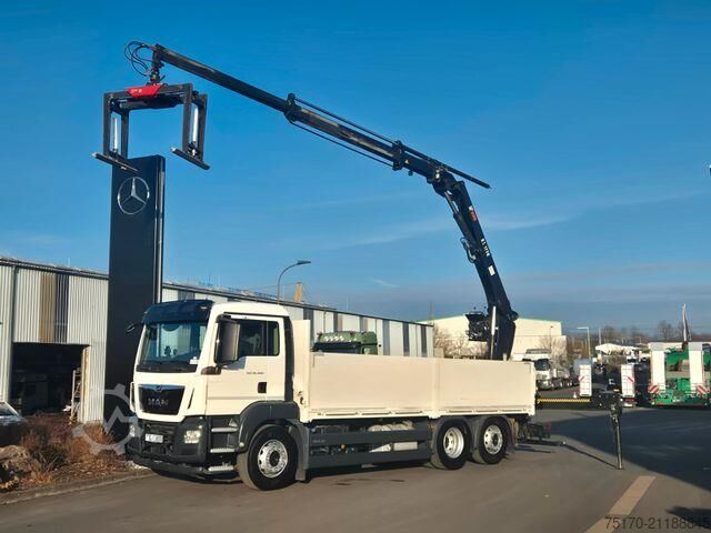 Platform trailer MAN TGS 26.460 6x2 Baustoff / Hiab 177 K