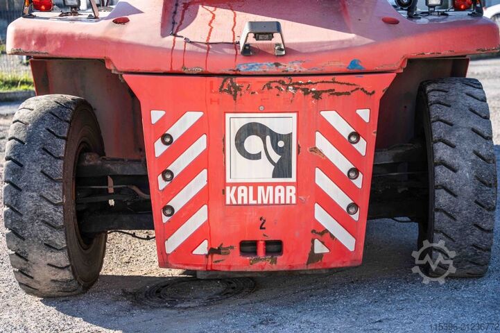 Empty Container Reachstacker Kalmar DRF100-54S6