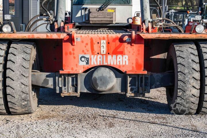 Empty Container Reachstacker Kalmar DRF100-54S6