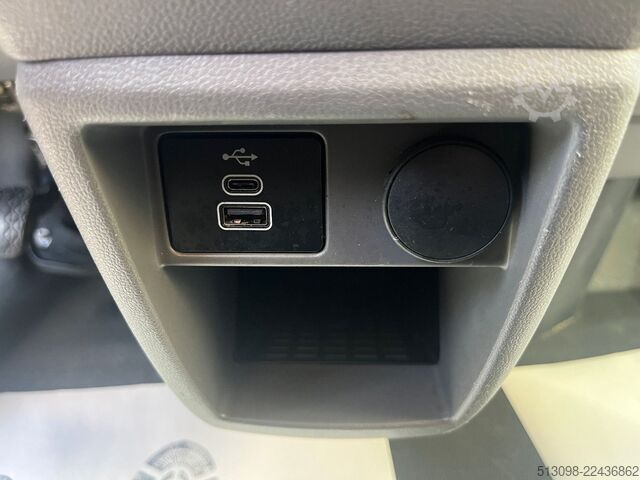 Furgone VOLKSWAGEN T7 TEMPOMAT SPURHALTE ASSIST KLIMA 1.HAND