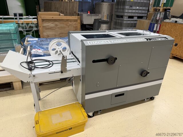 Brochuremaskine med trimmer Nagel Foldnak Compact