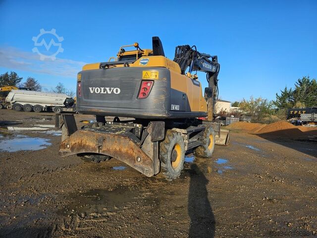 Mobile excavator VOLVO EW 140 D