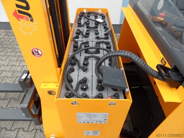 Reach Truck Jungheinrich ETV 214 - Batterie BJ 2025 - aufgearbeitet