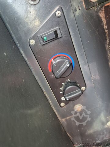 Feed transport vehicle / Mixer feeder Kuhn SPW 22 INTENSE / 1 OWNER / 8000MTH!