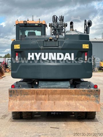 Gumikerekes kotrógép HYUNDAI HW 180   4x4 Kamera Klima