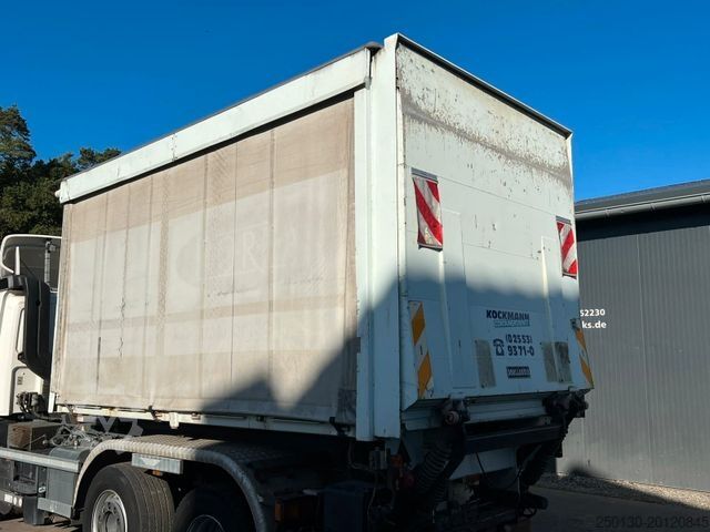 Plattewagen met zeil DAF CF 250 VDL-Abrollkipper mit Planenaufbau und LBW