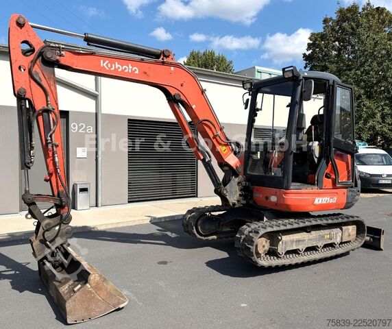 Mini-excavator KUBOTA KX 121-3, 3.980 kg, SW, Grabenräumer, 3 Löffel