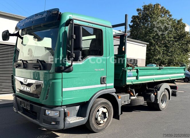 Autocamion basculant tridirecțional MAN 8.220 TGL, Klima, 3 Sitze, 2x AHK, 1.Hand