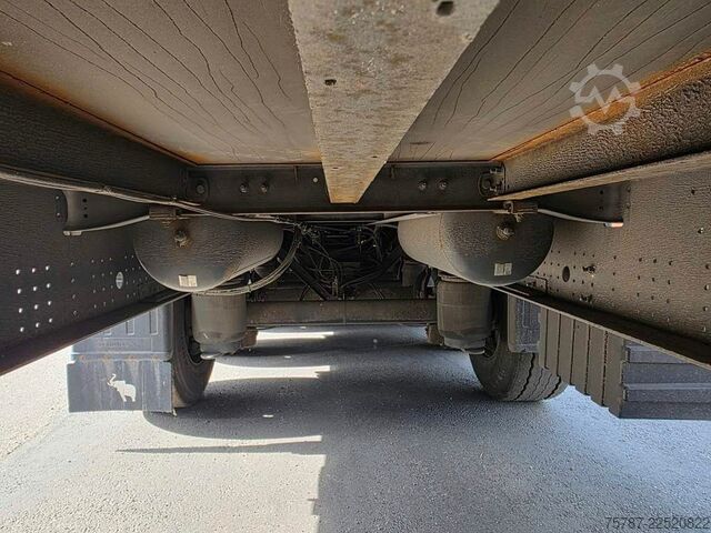Semiremorcă deschisă cu prelată SCHMITZ CARGOBULL Gardine Standard, 12642XL,Palettenanschlagleiste