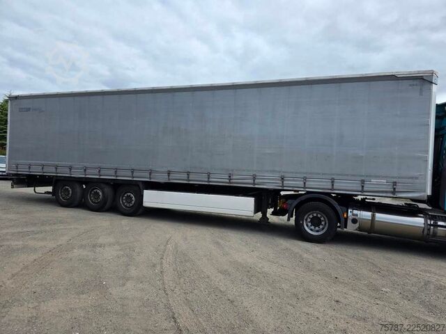 Semiremorcă deschisă cu prelată KRONE Gardine Standard, 12642 XL, 4 Reihen Alu, Lift