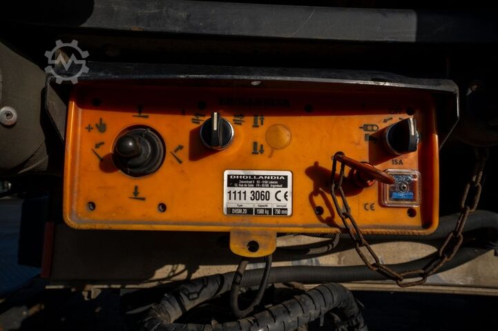 Tarpaulin RENAULT PREMIUM 300 DXI + DHOLLANDIA 1.5T.