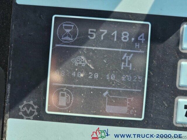 Veegmachine Hako Citymaster 2000 3 Besen- 4 Radlenkung-Hecksauger