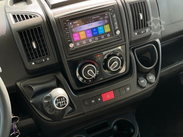 Camper SUNLIGHT A 68 | Markise, Solar, RFK, Fahrradträger