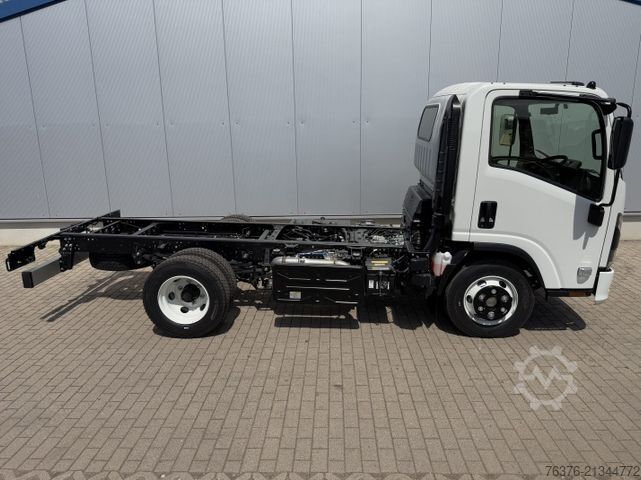 Altro ISUZU M30 RECHTSLENKER Aut. 5.2l 190 PS Radst 2.765