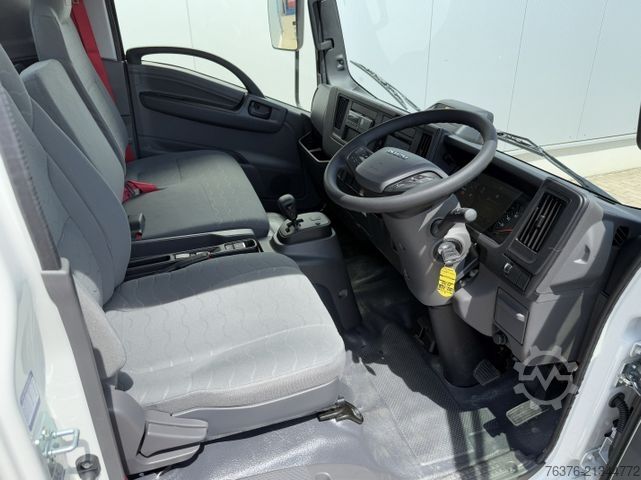 Altro ISUZU M30 RECHTSLENKER Aut. 5.2l 190 PS Radst 2.765
