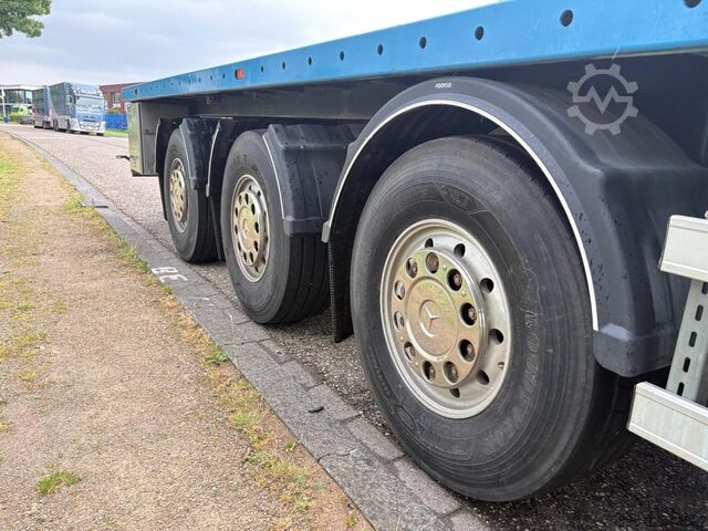 Platte bak Emtech NP3 2x Steering Axle / 1x Lift-Axle / SAF Axles...