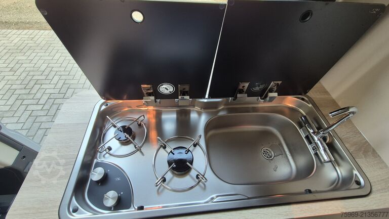 Karavan Chausson F&S Line