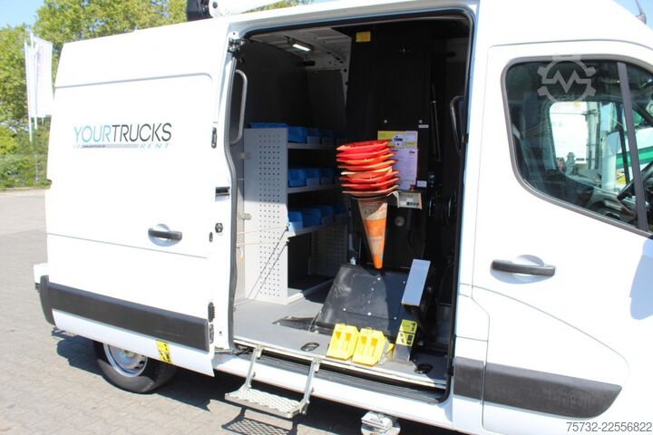 Lastbilsmonterad arbetsplattform Renault Master  Versalift VDTL 14m - 2 Per.Korb 230kg