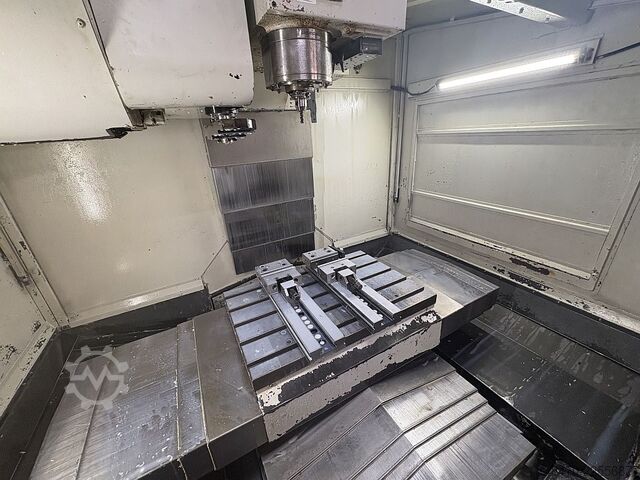 Pionowe centrum obróbcze HURCO VMX24