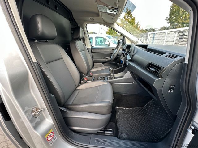 Skåpbil VOLKSWAGEN Caddy L1 KA Cargo/ Hecktüren/ AHK/ Airbag Paket