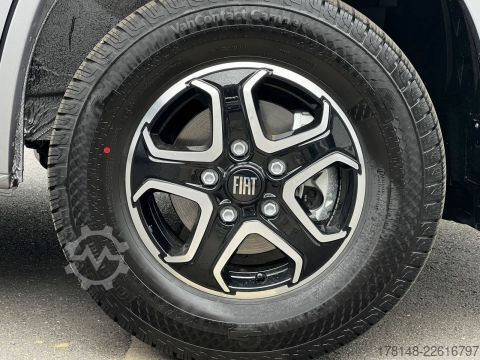 Camper semintegrato Carado T 328 pro+