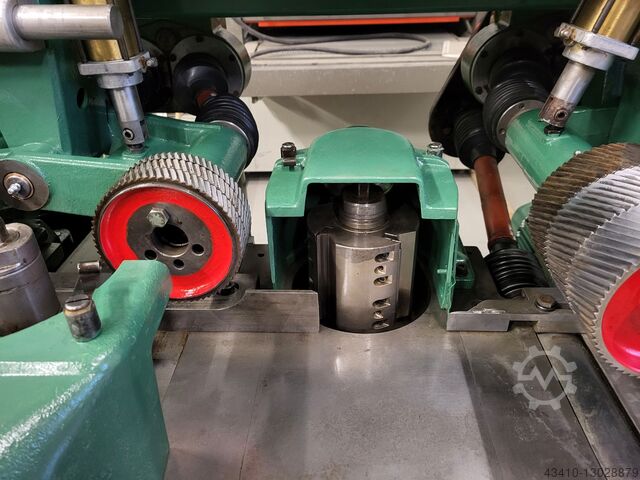 Firesidet høvl U22A, 7 spindler WEINIG U22A