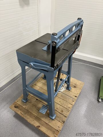 Mašina za vezivanje knjiga Karl Tranklein Joint forming machine