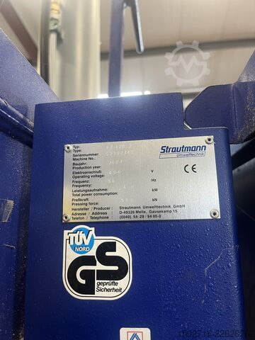 Prensa de fardos Strautmann PP1207