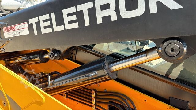 Teleskopik yükleyici JCB TLT 35D ( 853.6 HOURS !!! / TELETRUK / 4X4 / TO...