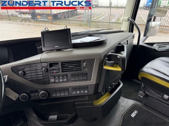 Zware belasting Volvo FH16-750 GLOBETROTTER, 8x4