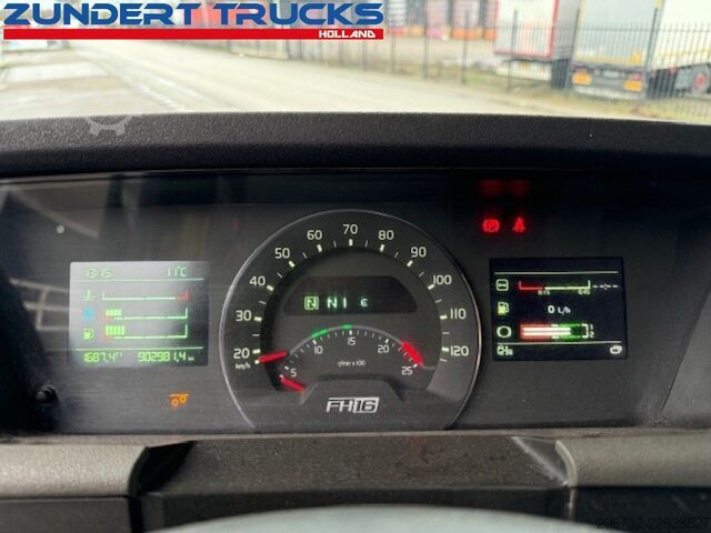 Zware belasting Volvo FH16-750 GLOBETROTTER, 8x4