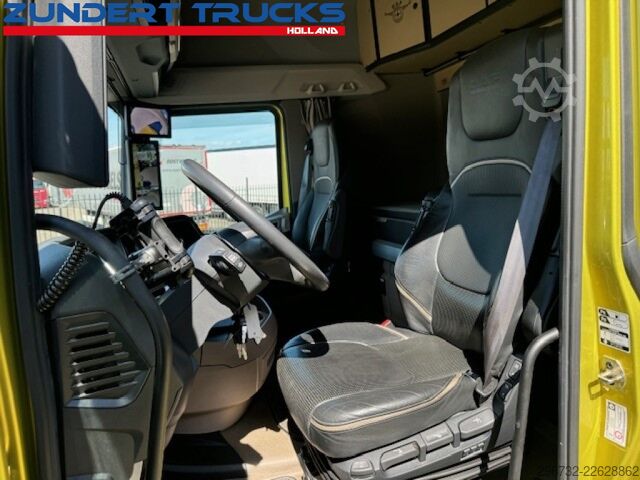 Padrão-SZM DAF XG 530 ,RETARDER ,STANDCLIMA ,LEATHER ,ALCOA'S ...