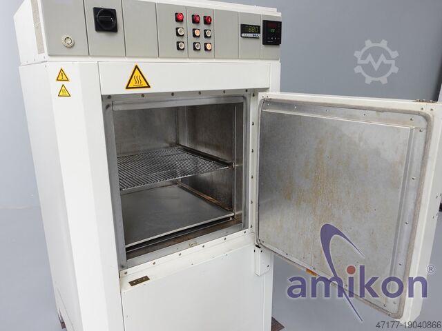 Dulap de încălzire și uscare 250°C Heraeus Vötsch VTL 60/60