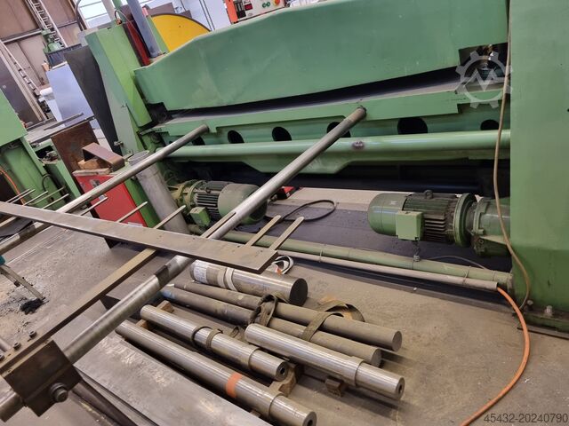 Machine à cintrer les pivots Schwenkbiegemaschine 212-20-6