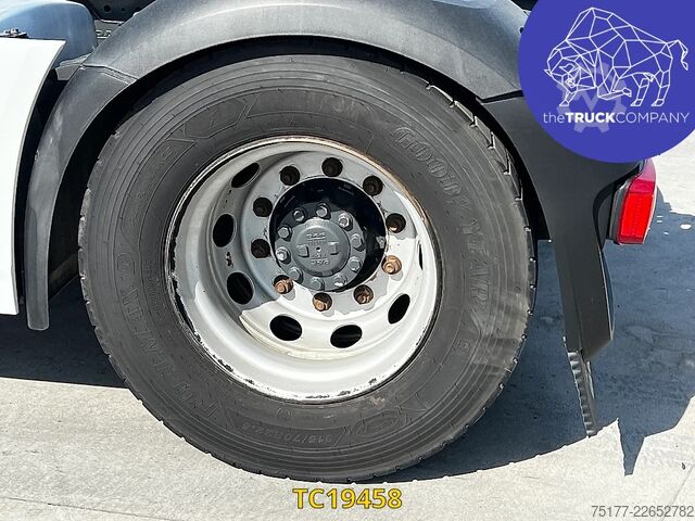 Standard-SZM DAF XF 530