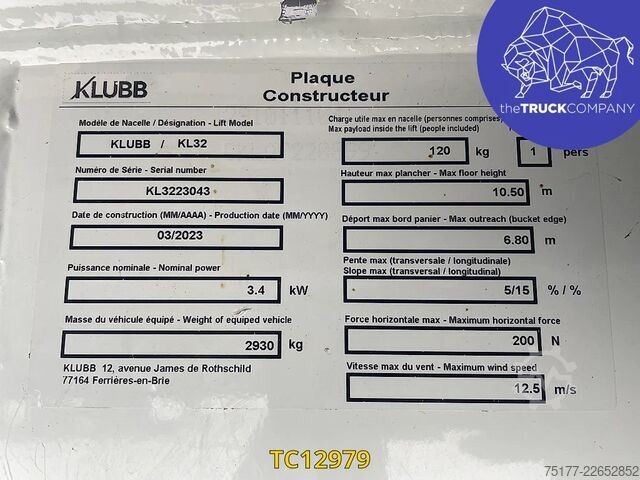 Piattaforma di sollevamento Renault Master 145.35 klubb