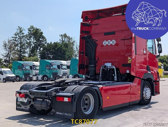 Standard-SZM Renault T 520