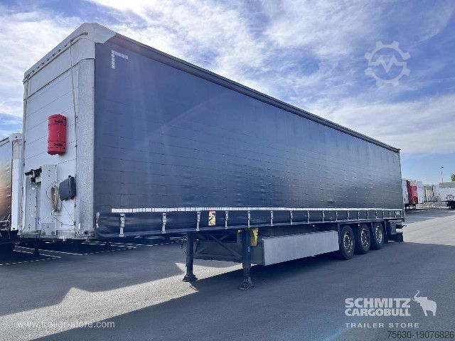 Open semitrailer with tarp Schmitz Cargobull Semitrailer Curtainsider Standard