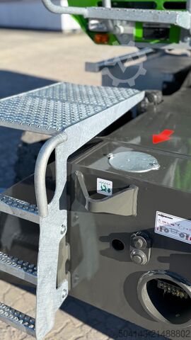 Umschlagbagger Sennebogen 821E