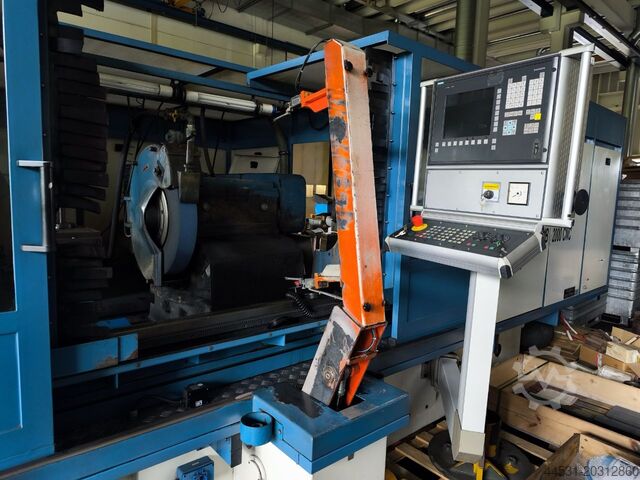 Vlakslijpmachine met draaitafel TOS HOL – MONTA UN 63 / 750 / 2000